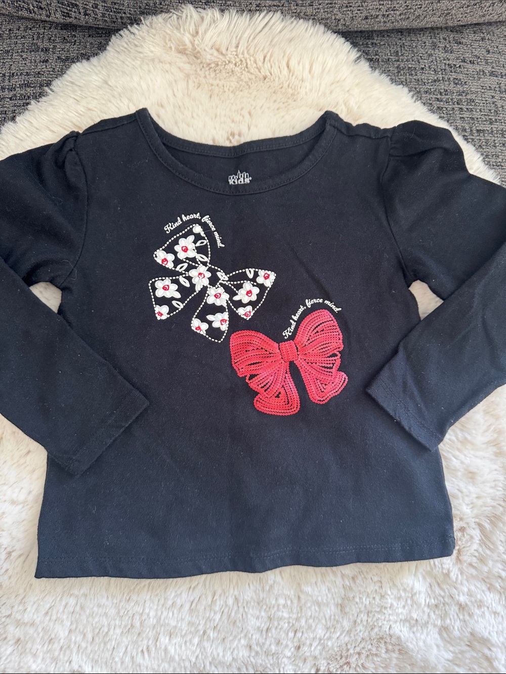 Kids Headquarters 4T Black Long-Sleeve Top with Red and White Bow Accents